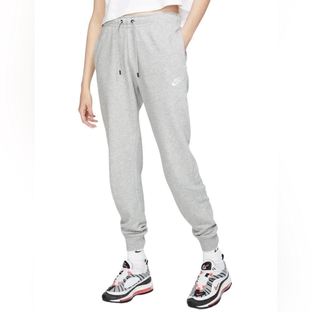 Nike Women's Plus Sportswear Essential Fleece Pants (Heather Grey, 2X)